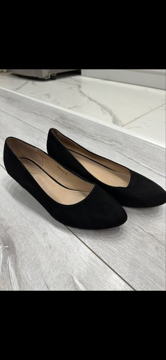 Продам замшевые туфли б/у