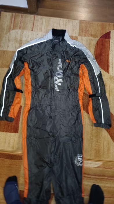 Costume de ploaia PROOF de la LOUIS (mărimea L si XXL)