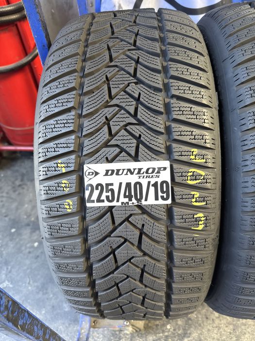 225/40/19 Dunlop M+S