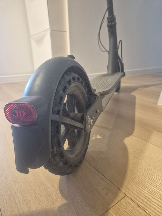 Trotineta electrica Xiaomi Mi Essential, Autonomie 20 Km, 20 Km/h, Negru