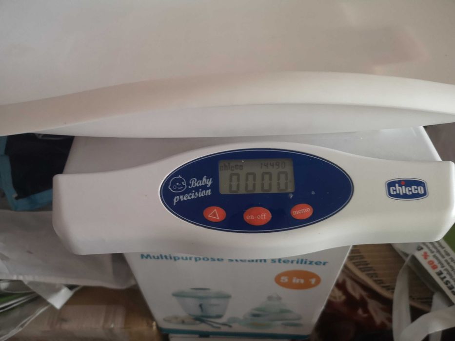 Cantar digital pentru bebeluși