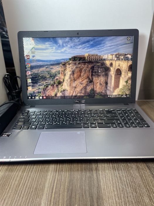 Ноутбук Asus X550D/4578