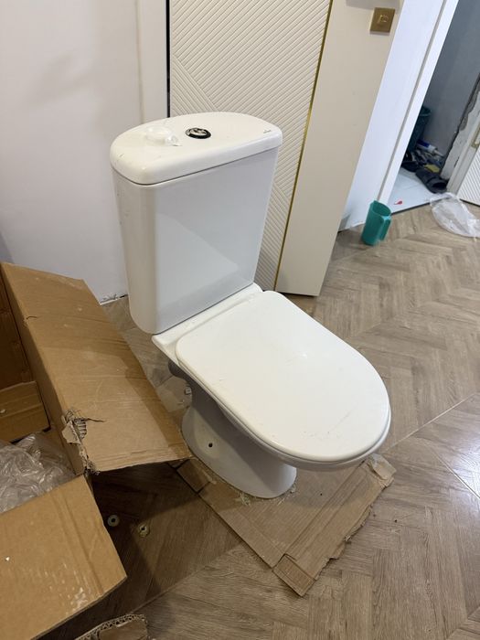 Унитаз б/у для туалета