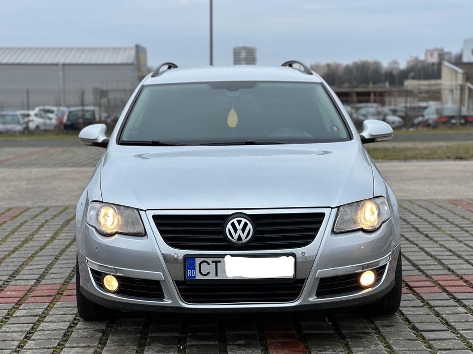 Vw Passat B6 An 2010 Luna A 5 A 1.6 Diesel CAYC Proprietar De 3 Ani