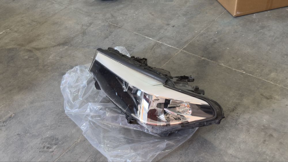 BMW G30 фар фарове БМВ Г30 Фарове