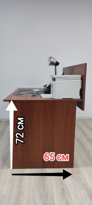 Стол с тумбочкой