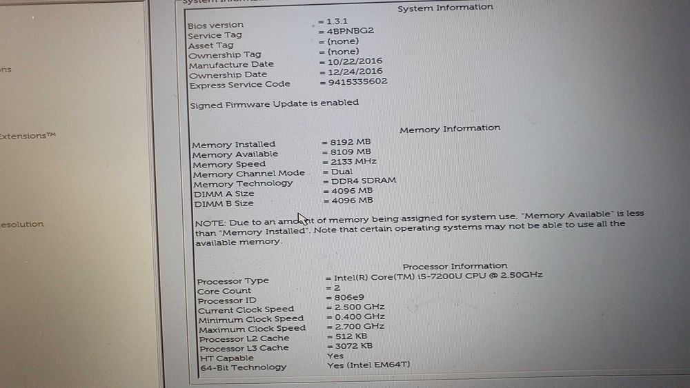 DELL лаптоп Windows 11