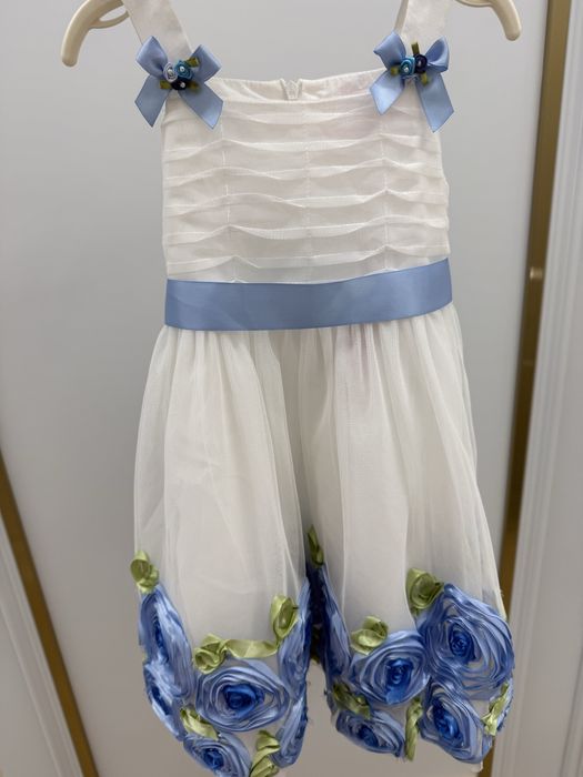 Нарядное платье для девочки