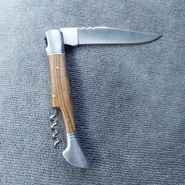 Сгъваем нож тип Лагиол