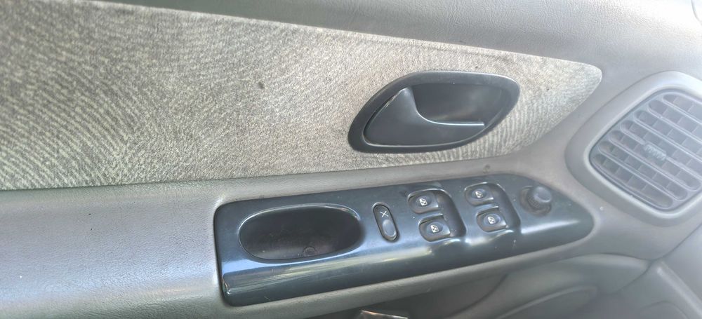 Рено лагуна 1.6 к4м