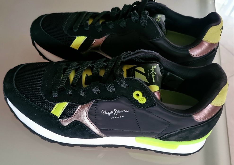 Нови уникални маратонки