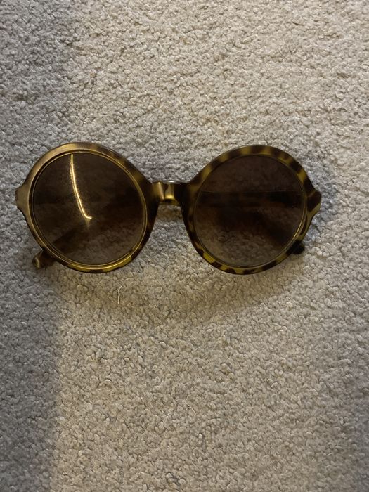 Продам солнцезащитные очки