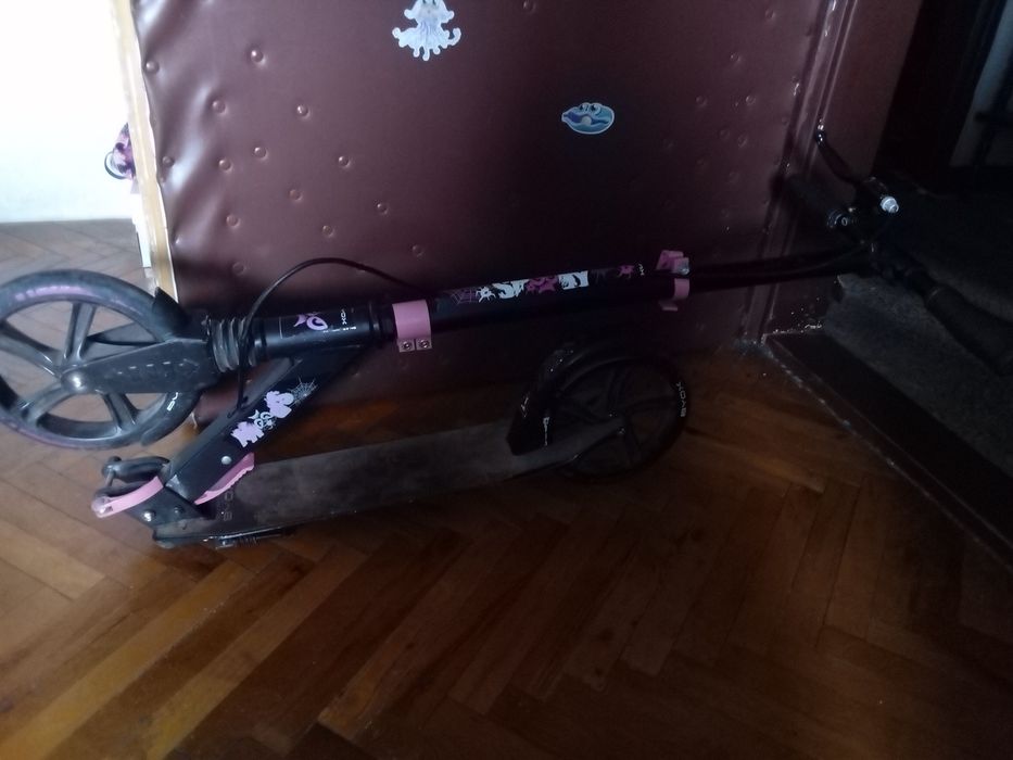 Тротинетка Byox Spooky розова