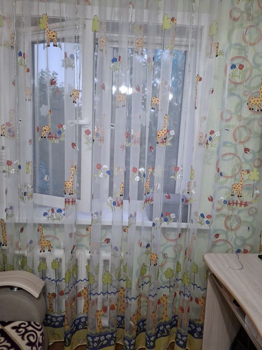 Продам тюль для детской