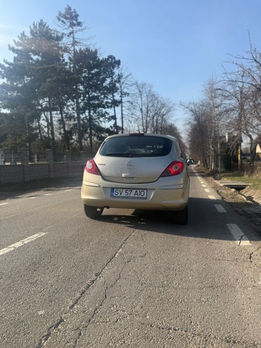 Vând Opel Corsa D | 1.2 Benzină | An 2006 luna a12a | 189029km