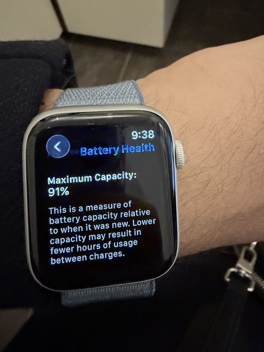 Apple Watch SE2 v2 GPS 44mm Silver Alu Case w Winter Blue Sport Loop