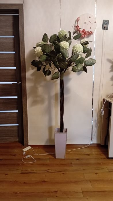 Светильник дерево Бульдонеж