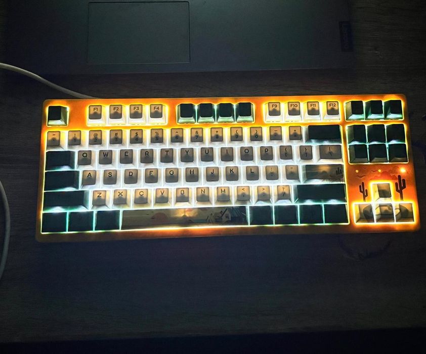 Tastatura Dareu A87L Summer Green  stare foarte buna