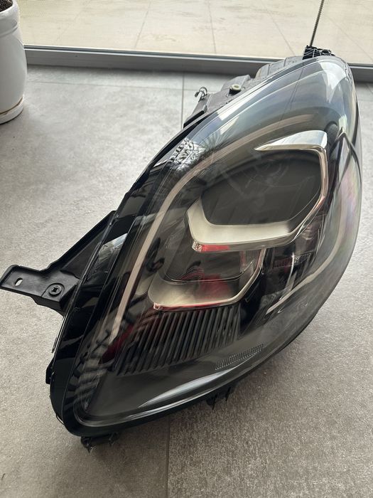 Фар Форд Пума Ford Puma 2 678 145