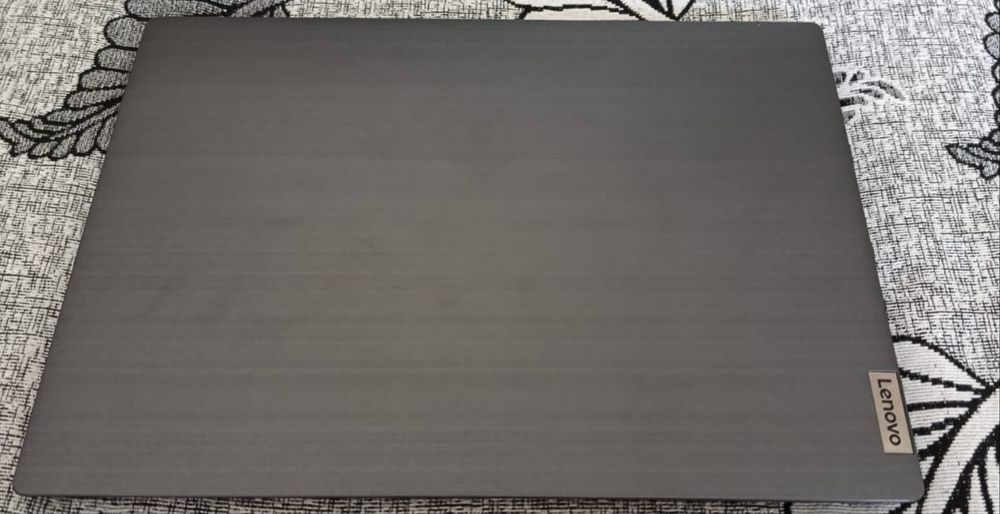 Ноутбук Lenovo V14 G1 IWL
