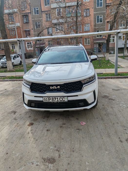 Kia sorento srochna sotiladi?