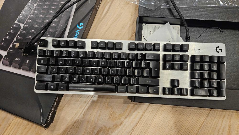 Механична клавиатура Logitech G413 Silver
