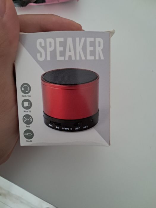 Ochelari vr si 4 boxe portabile