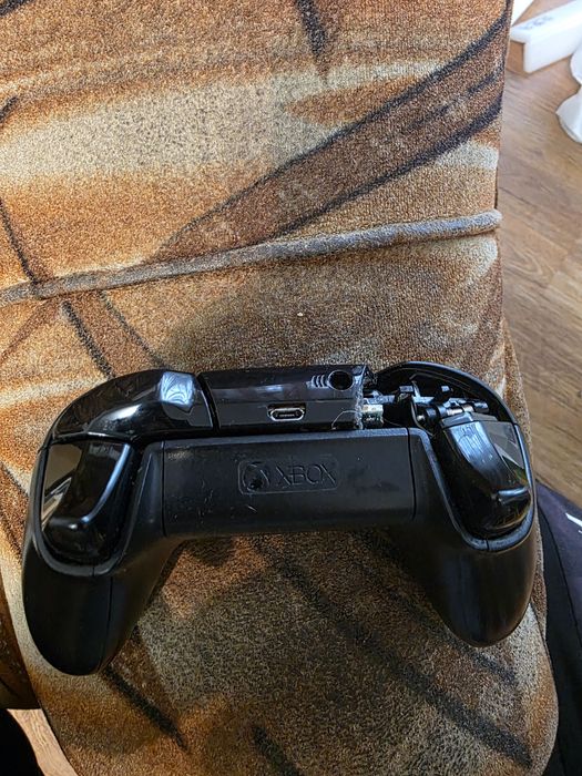 Xbox ONE [с ПОДАРЪК 6 игри]