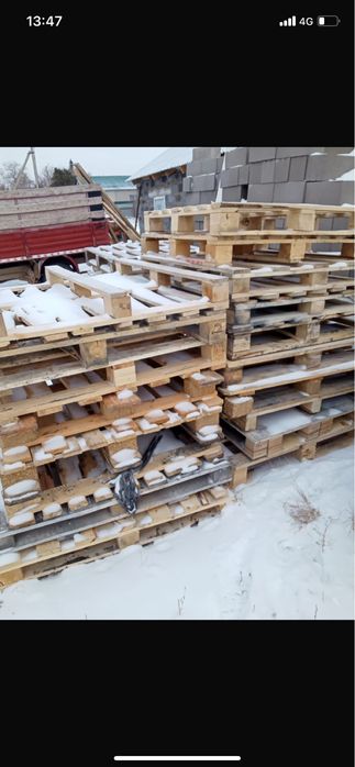 Продаю паддоны паллеты