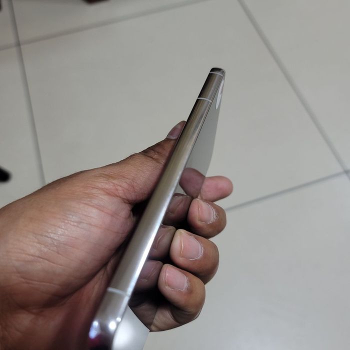 Samsung S22  5G 8/256gb