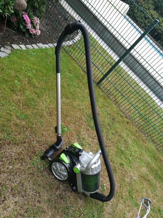 Прахосмукачка Grundig