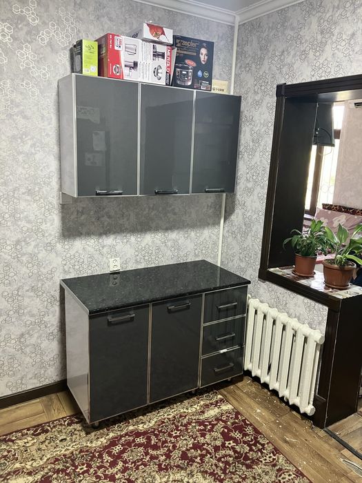 Продается 3/3/5 Сергели-4 балкон 2*6 хороший ремонт