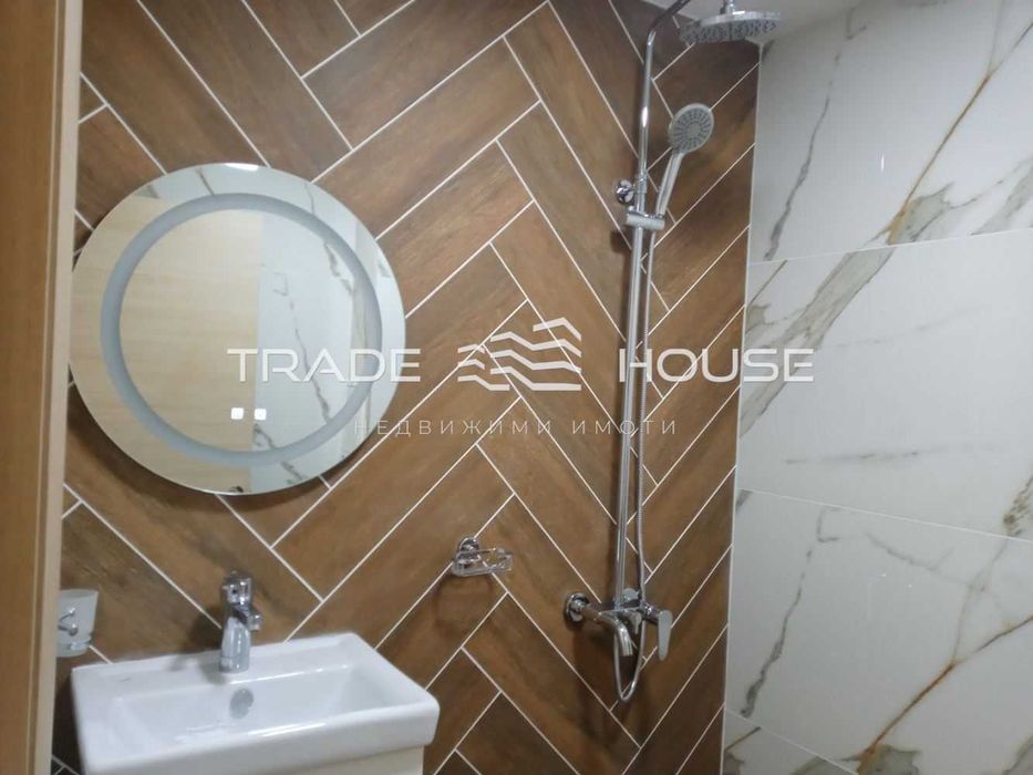 Дава се под наем Двустаен апартамент в Пловдив, Кючук Париж - 64 кв.м за 351.9 € - Снимка #3