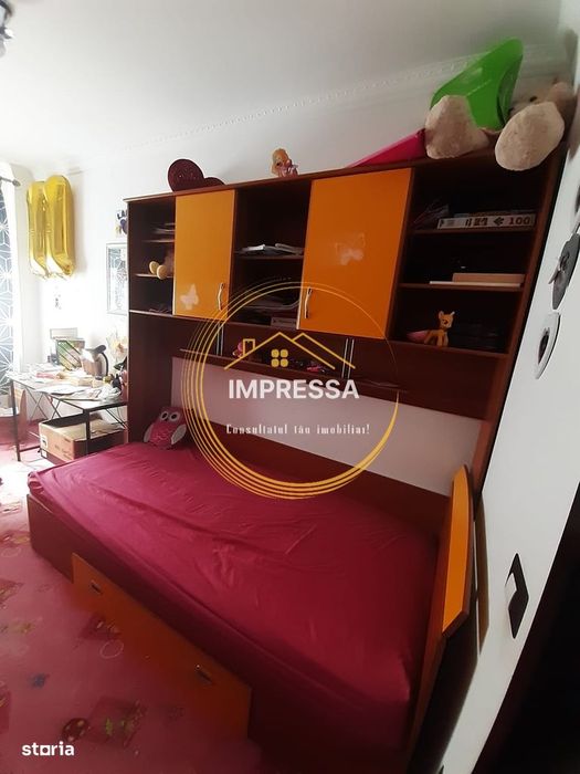 Se vinde apartament 3 camere etaj 3 zona 0 Suceava 122.000euro neg
