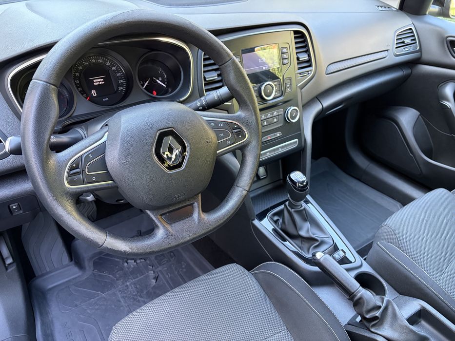 RENAULT Megane 2020 — imagine 4