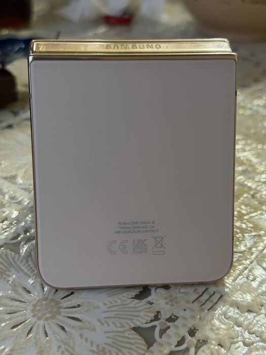 Samsung z flip 4