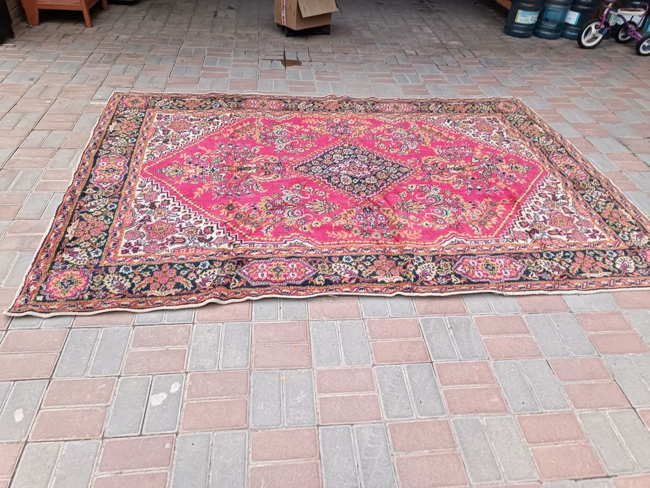 Продам ковер 2*3 шерстной