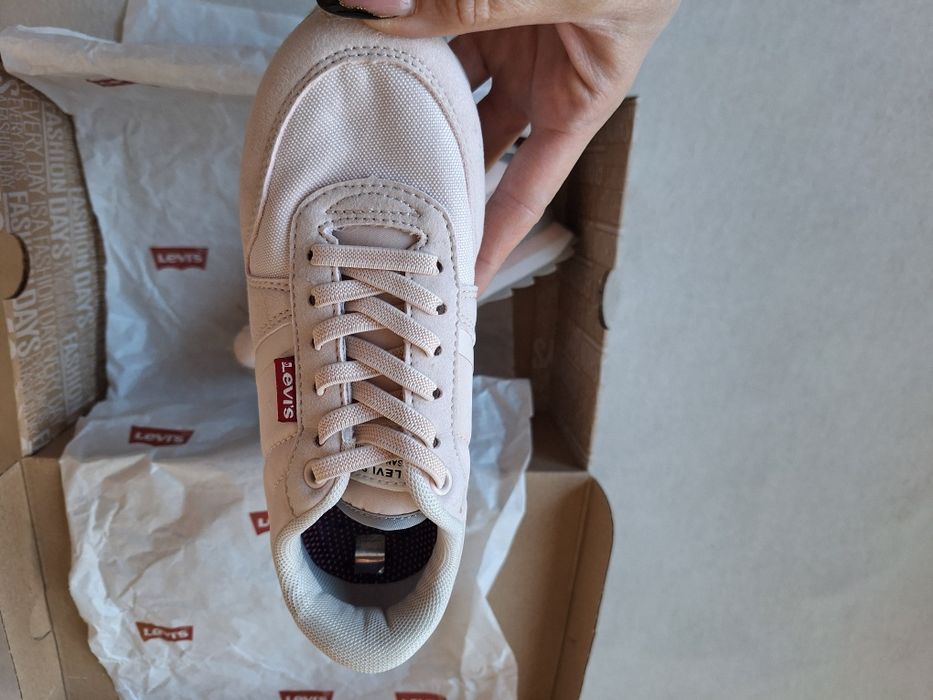 Оригинални детски маратонки Levi's 31 номер/ кецове Н&М