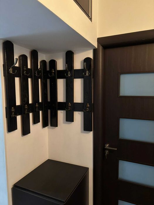 Apartament 3 camere semidecomandat