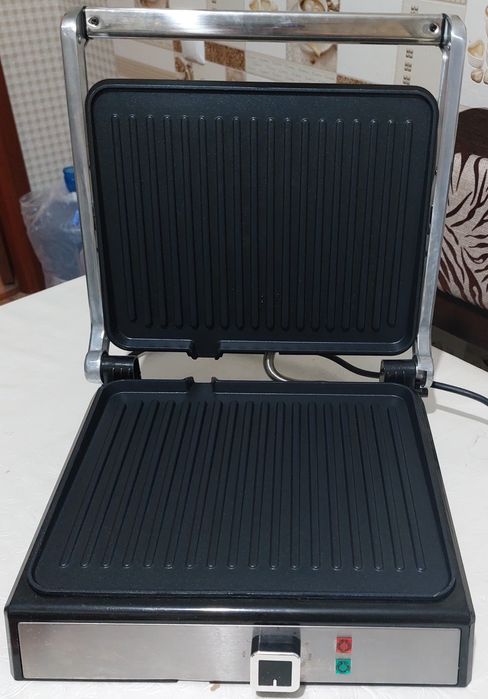 Продам грильницу в отличном состоянии