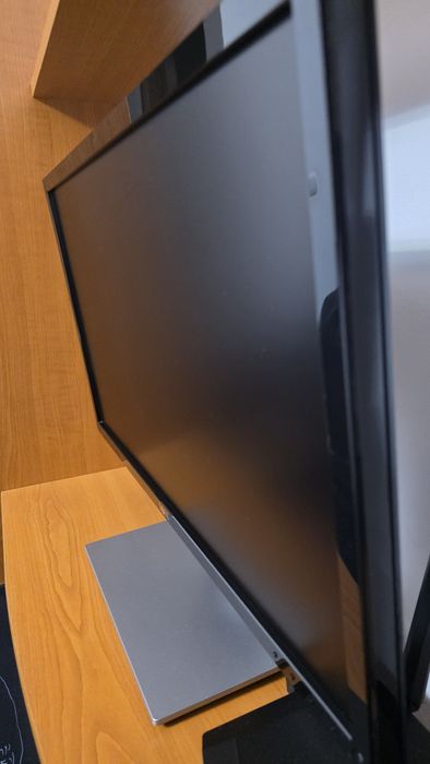 Vând monitor DELL 1ms