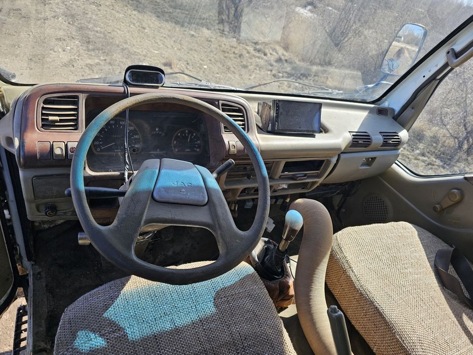 Манипулятор, ямобур, вышка.