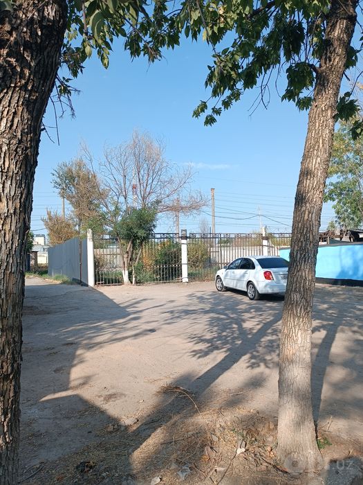 Nejiloy yer noturar bino biznes sentr bogʻcha Market qursa boladi