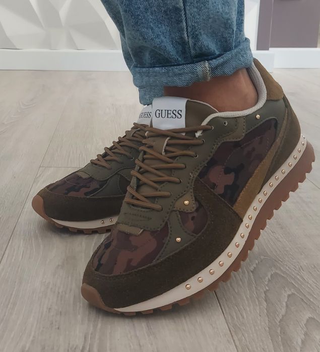 Оригинални маратонки GUESS, 38.