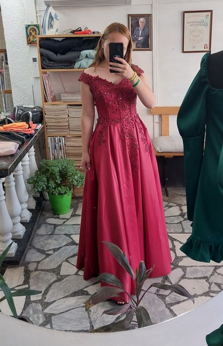 Официална рокля, цвят Бордо