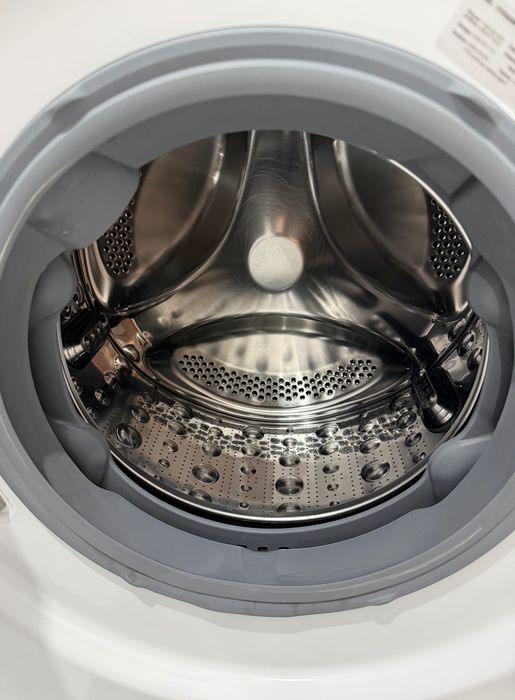 Продам стиральную машинку