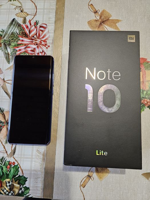 Продавам Xiaomi Mi Note 10 Lite – като нов