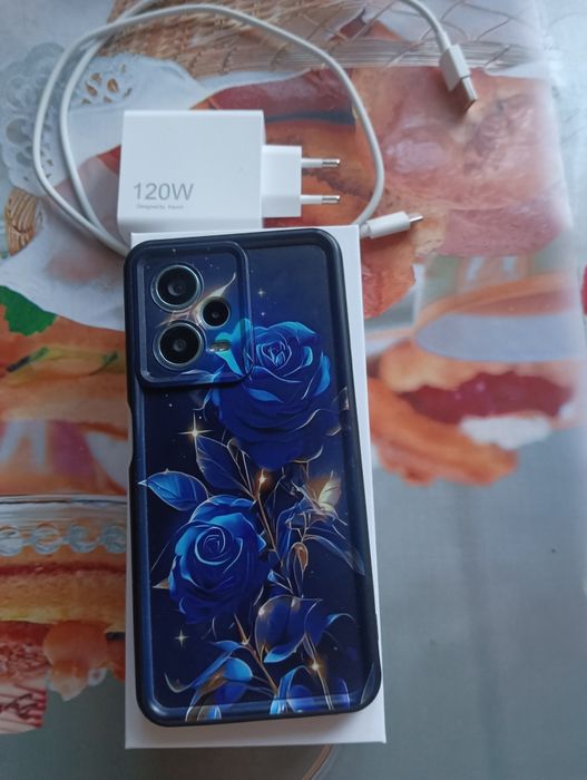 Продам телефон б/у