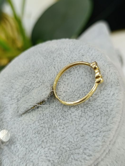 Золотое кольцо, цвет жёлтый, проба 585, вес 0,74 размер 17,5 см