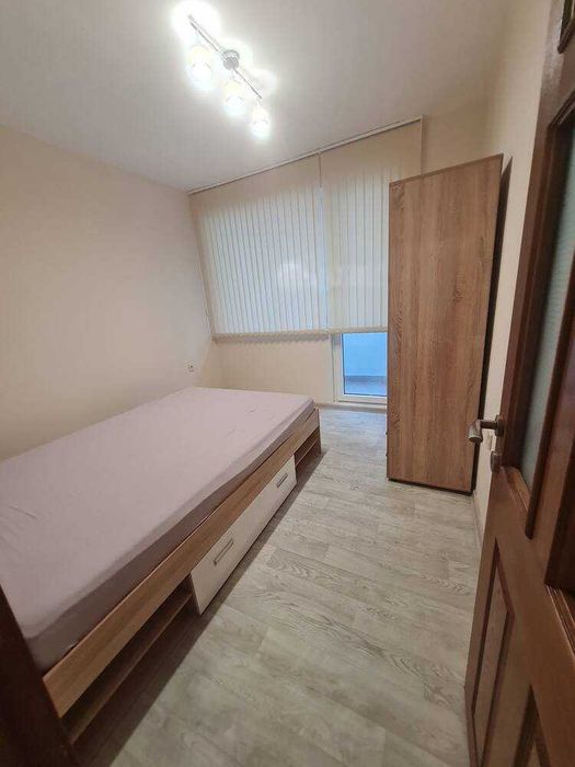 Дава се под наем Тристаен апартамент в Бургас, Братя Миладинови - 83 кв.м за 612 € - Снимка #3